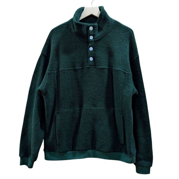Outdoor Voices Men's Mediun Mega Fleece Quarter-snap Sweater In Conifer Green - Picture 3 of 7